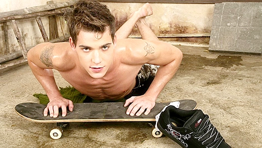 Retrospective Heat ~ Alex Stevens & John Magiaty's Intense Rematch - Staxus