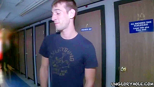 Jess and Taylor Mason Suck Each Other Silly - UngloryHole