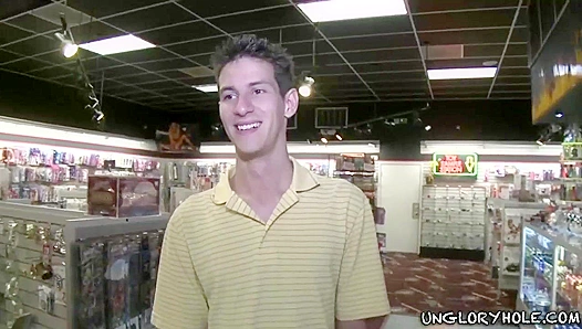 Glory Hole Suckers ~ Ryan Matthews & Mike King Take On Roxy Rogerz