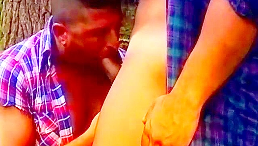 Patrick Ives and Tony Genero Suck Dick Outdoors – Bonus Hunks
