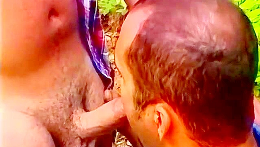 Patrick Ives and Tony Genero Suck Dick Outdoors – Bonus Hunks