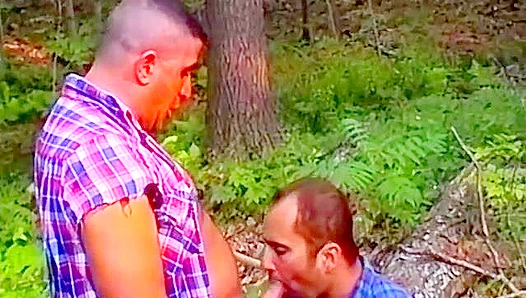 Patrick Ives and Tony Genero Suck Dick Outdoors – Bonus Hunks