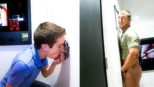 Straight Dude Gets Seduced by MILF Alexis Fawx in Sneaky Glory Hole Encounter