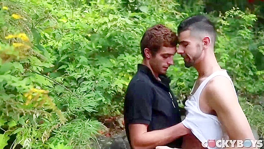 Spooky Blowjobs ~ Arnaud Chagall & Christian Wilde Tease in a Haunted House