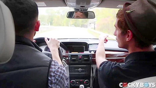 Spooky Blowjobs ~ Arnaud Chagall & Christian Wilde Tease in a Haunted House