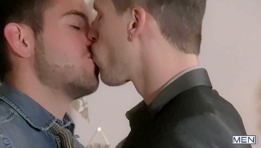 Str8 Dudes Dante & Roman Get Wild ~ NYE Cock Fest