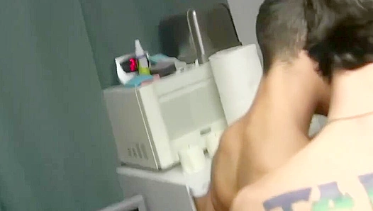 Brett & Trevor's Blow-Bang Bonanza ~ Reality Dudes