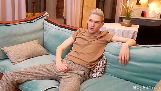 Twink German Friedman Jerks Off Big Time for His Boyfun