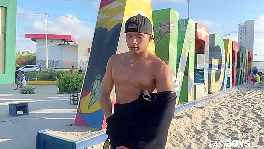 Eastboys ~ Damond Brown Flexes His Perfect Muscles For You