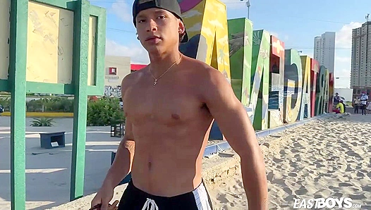 Eastboys ~ Damond Brown Flexes His Perfect Muscles For You