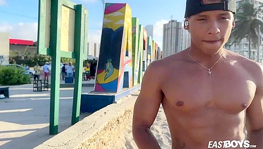 Eastboys ~ Damond Brown Flexes His Perfect Muscles For You