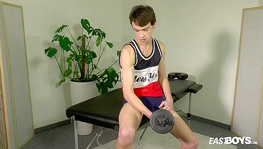 Alessandro Katz Gets His Dick Milked Post-Workout - Eastboys