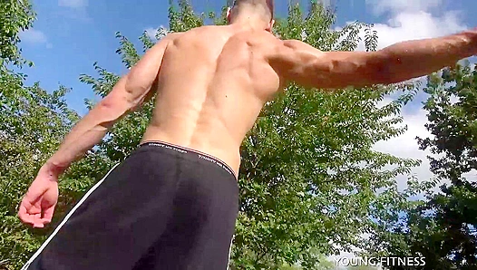 Shredded Hottie Flexes His Muscles for Eastboys