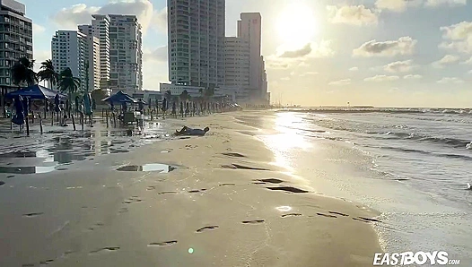 Ciao Alves ~ Hot Guys fuckcking Wild in Eastboys Compilation