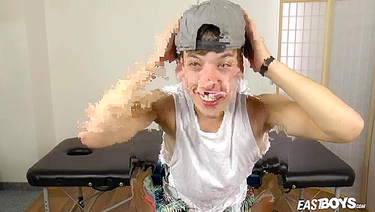 Oily Cock Massage ~ Tommy Poulain Gets a Smooth Handjob - Eastboys