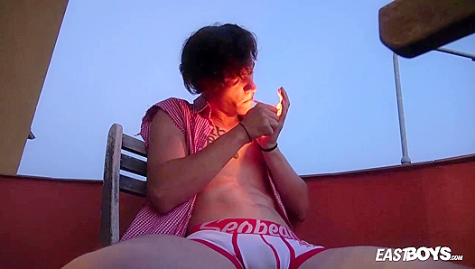 Messy-Haired Hunk Johny Walsh Cums Hard - Eastboys