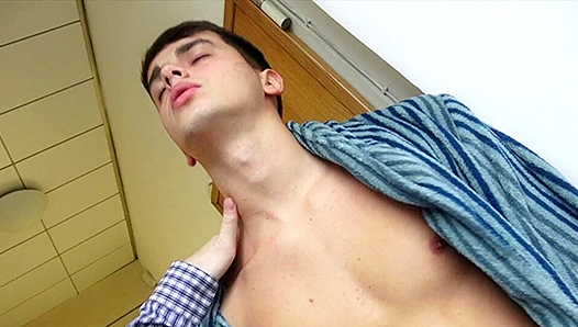 Cute Finn Harper Gets Stroked Sensually - Eastboys