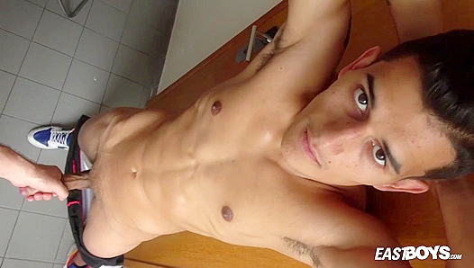 Ripped Breno Gomes Eye-Fucks the Camera Hard - Eastboys