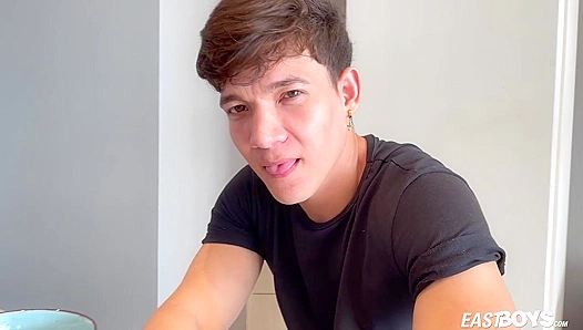 Robin Zanders Hunts Down Hot Eastboy Action