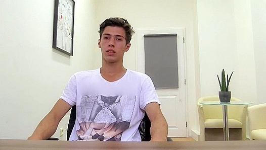 Lanky Stud Nails His Hot Audition by Jerking Hard - Dirty Scout