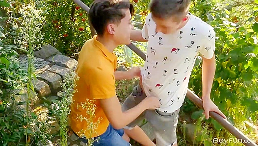 Danny Bianchi & Tony Milak Tease Outdoors, Fuck Indoors - Boyfun