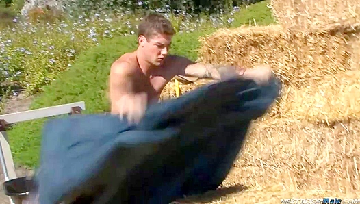 Vance Crawford Jerks Off Under the Sun ~ Neighborly Fun