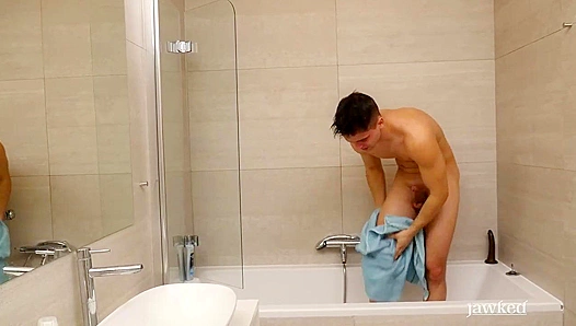 Finn Harper Strokes His Thick Dick in the Bathroom - Jawked