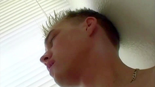 Brenden Michael Jacks Off to a Mind-Blowing Huge Nut - Boyz Party