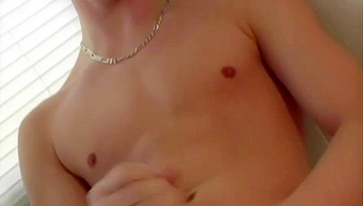 Brenden Michael Jacks Off to a Mind-Blowing Huge Nut - Boyz Party