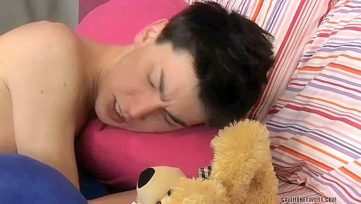 Colby London & Dustin Reeves ~ Twink Ass Domination Delight