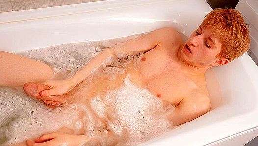 Bathhouse Bang ~ Alpan Stone & Philip Kiss Double Team a Lucky Bath Boy