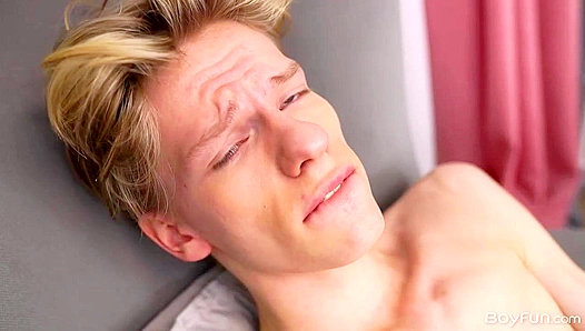 Alex Powelly Strokes His Dick Seductively in the Armchair - Boyfun