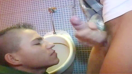 Marco Bill fucks Robin Few in a steamy public toilet BJ - Gay XXX