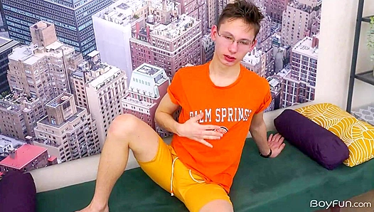 Lustful Rimi Morty Masturbates Intensely