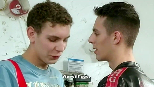 Fanny Duke & Bob Farlow Get Greasy & Kinky