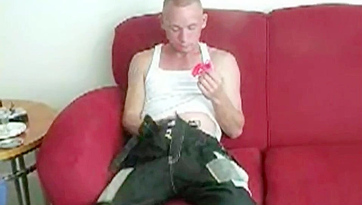 Keith's Sniffing Obsession Leads to a Wild Circle Jerk Session