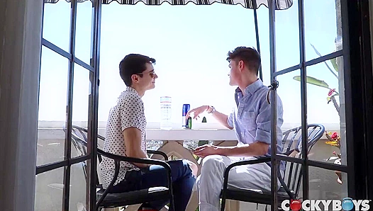 AveryJones & BlakeMitchell ~ Pretty Boys Playing with Big Dick