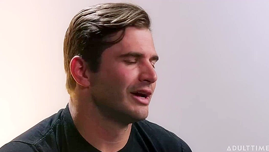 Hot Mainstream Actor Nathan Bronson Jerks Off Intensely - Gay Male Orgasms