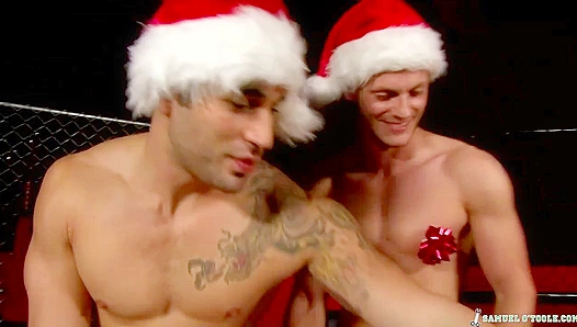 Christmas Kink ~ Samuel O'Toole & AaronBlake's Naughty Yuletide Fun