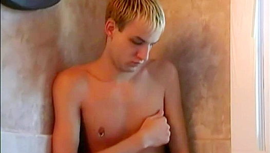 Ian Frost ~ Thin Hottie Cums Hard at Boyz Party