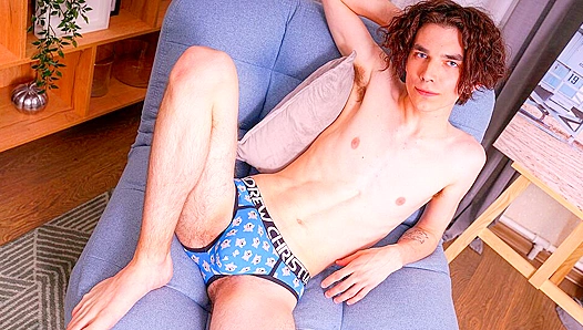 Thin Emo Lee Wefk Cums Hard for His Boyfriend