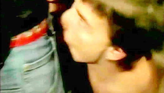 Denis Reed & Jay Renfro Flex Their Muscles for Steamy Fun - Gay XXX