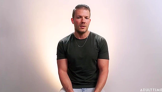 Codey Steele Shows Off ~ Hot Mainstream Hottie Jerks to Climax