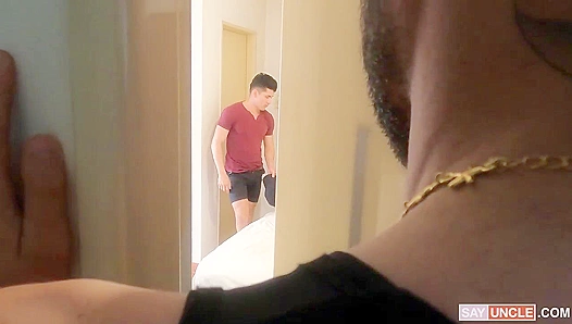 Hard Bed Action ~ El Aleman Fucks Caetano Soares - Latin Leche