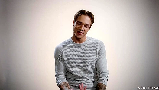 Juicy Boy Jayden Shows His Secret Orgasms ~ A Gay Guide