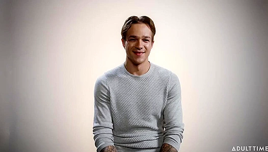 Juicy Boy Jayden Shows His Secret Orgasms ~ A Gay Guide