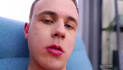 Red Fox Teases His Crazy Hot Cock - Jawked