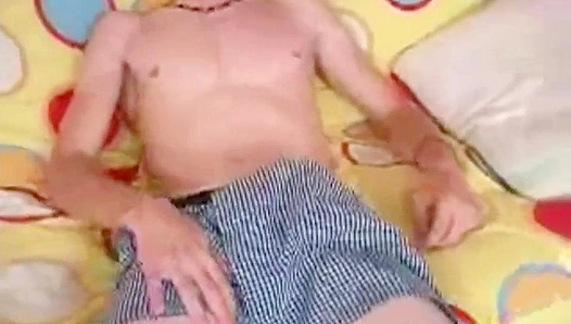 Mike Hawk Rocks His Solo ~ A Furious Masturbation Session - Circle Jerk Boys