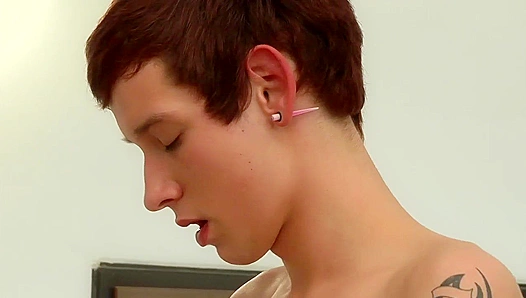 Jan Cores & Kyle Wilkinson Strip Down for Hot Gay Action