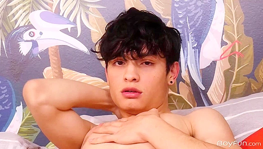 Luis Angel Strokes His Crazy Dick for Hot Boyfun